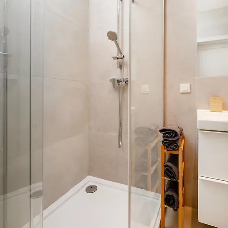 Manufaktura - Balcony&workspace By Rentujemy Apartament *