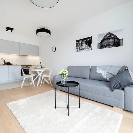 Manufaktura - Balcony & Workspace By Rentujemy Διαμέρισμα *