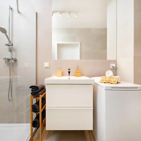 Apartament Manufaktura - Balcony&workspace By Rentujemy Łódź