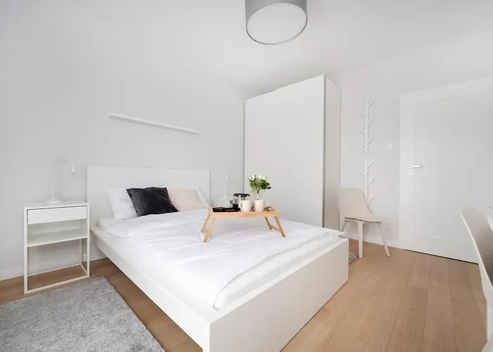 Manufaktura - Balcony & Workspace By Rentujemy Łódź